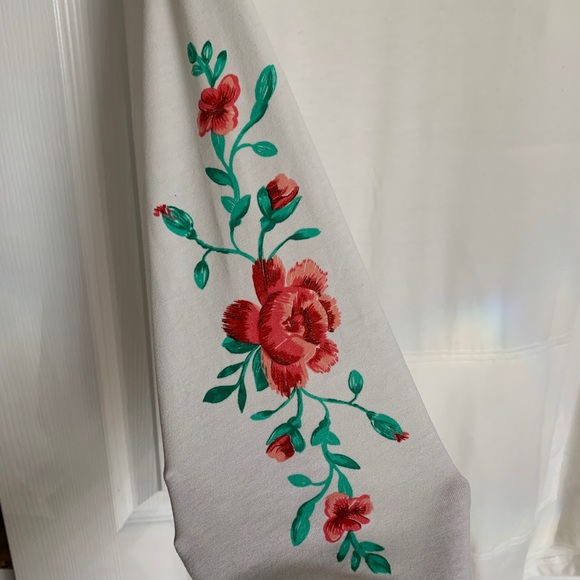 Lularoe ‘Amber ’ hoodie NWT - Picture 2 of 3